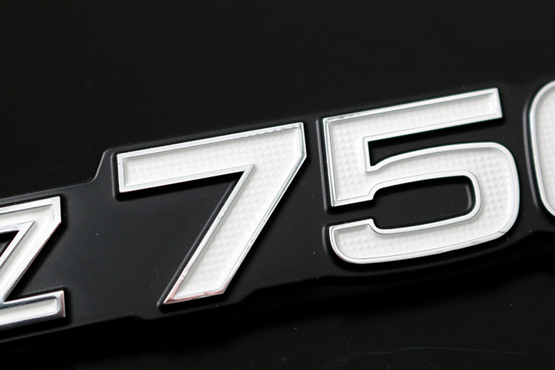 Z750サイドカバーエンブレム | 【PMC.Inc】株式会社ピーエムシー｜カワサキZを中心としたバイクカスタムパーツのPMC